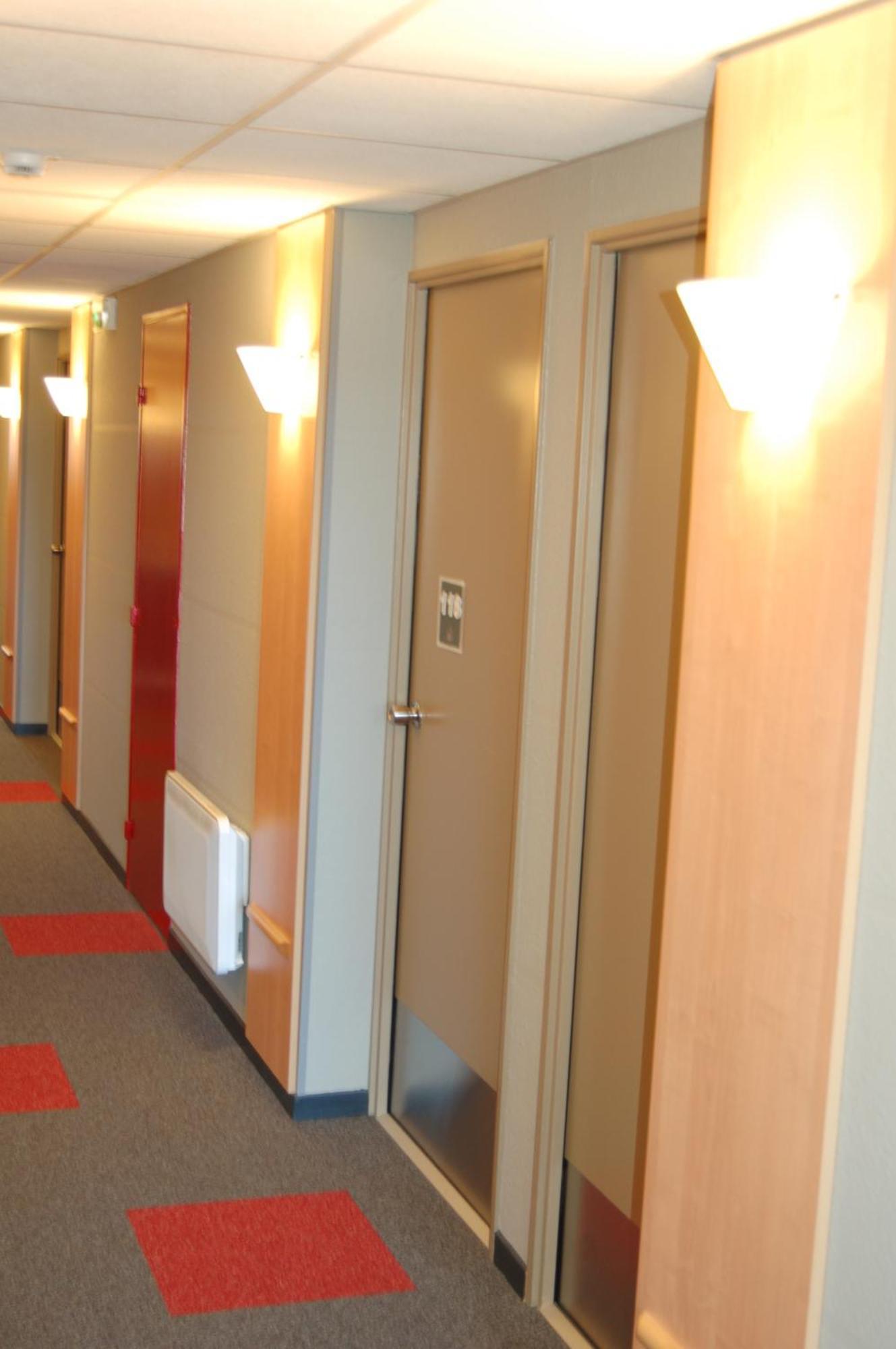 Ibis Auray Hotel Exterior foto